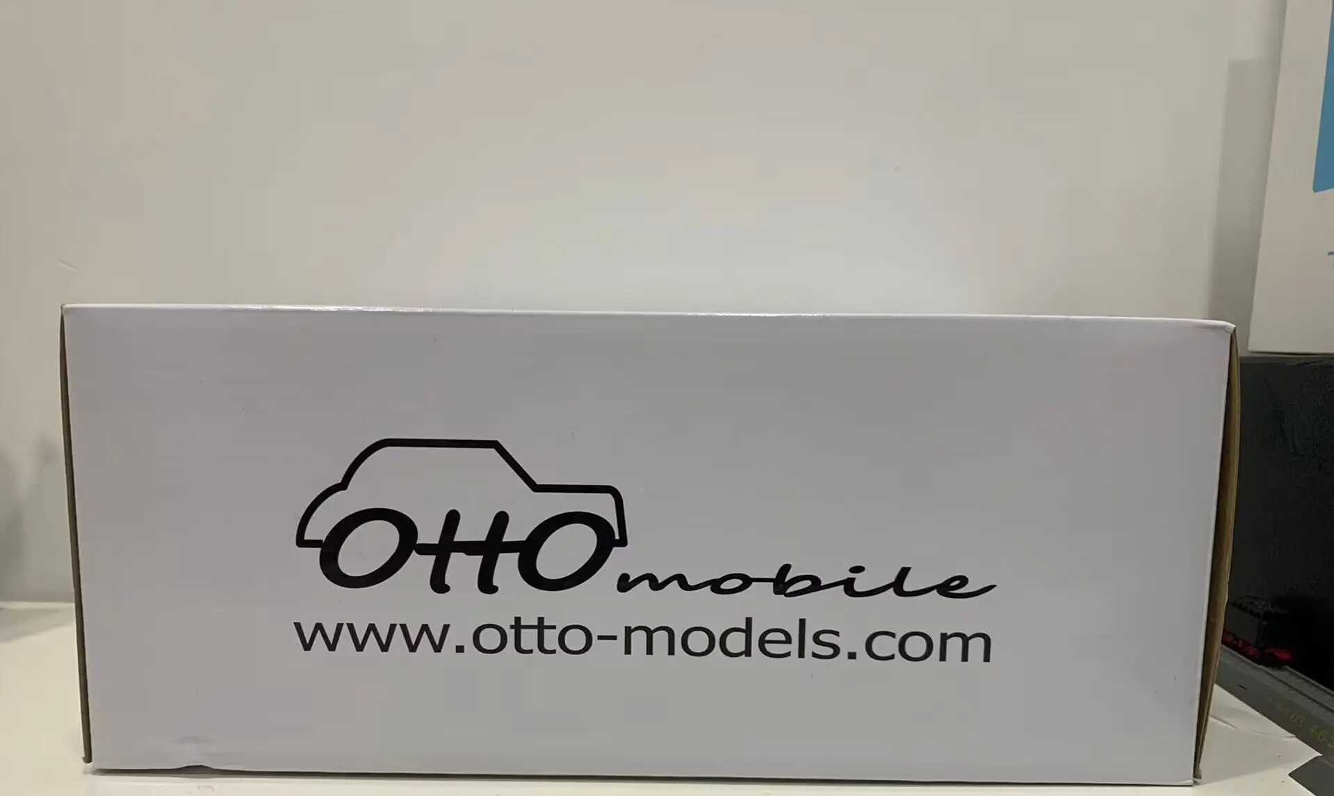 Otto Models! 1:18 Scale Resin Model Car 204 Coupe 1968 Blue New in Box