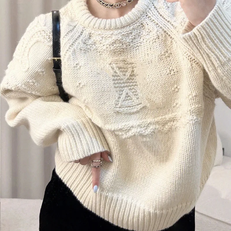 2024 Winter New Women\'s Crochet Floral Knit Sweater Top - Cozy Loose Pullover Sweater with Elegant Style Design