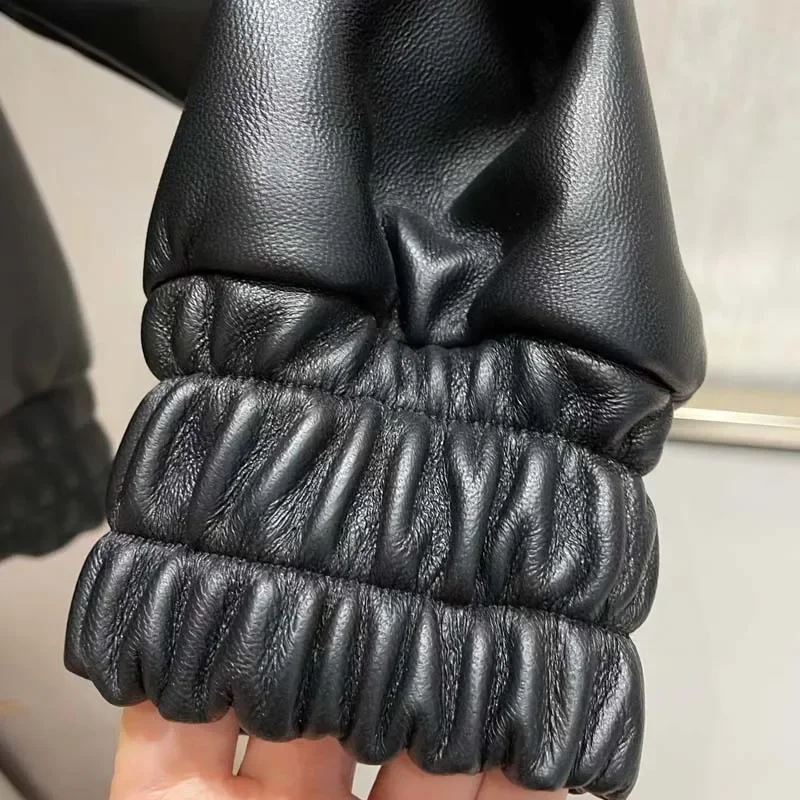 سترة نسائية عصرية من الجلد الطبيعي لربيع وخريف 2025 بطول قصير وياقة مقلوبة وصلت حديثًا ملابس نسائية