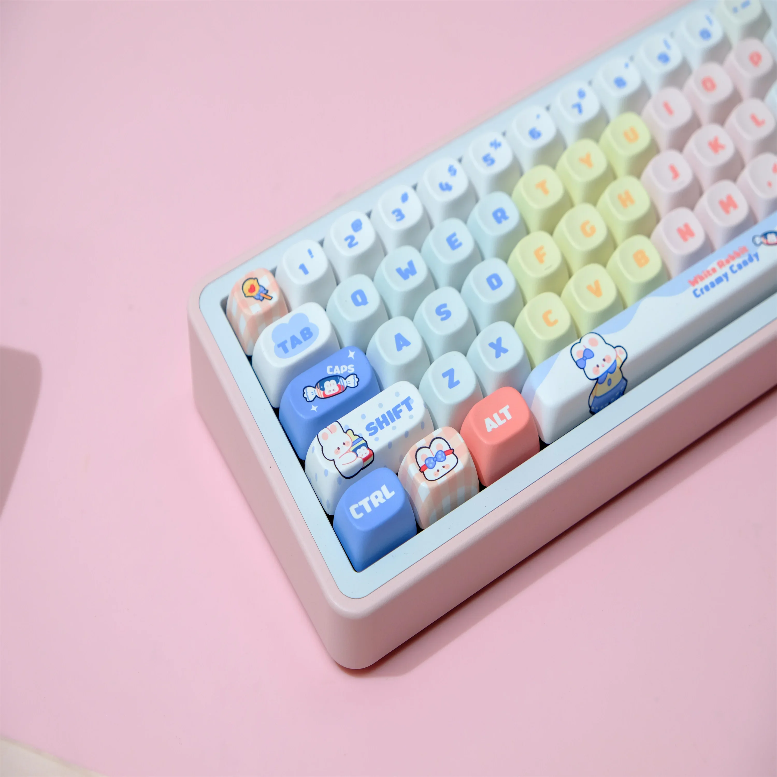 

White Rabbit keycap 126 key PBT material MOA highly sublimation process Suitable for a variety of mechanical keyboards