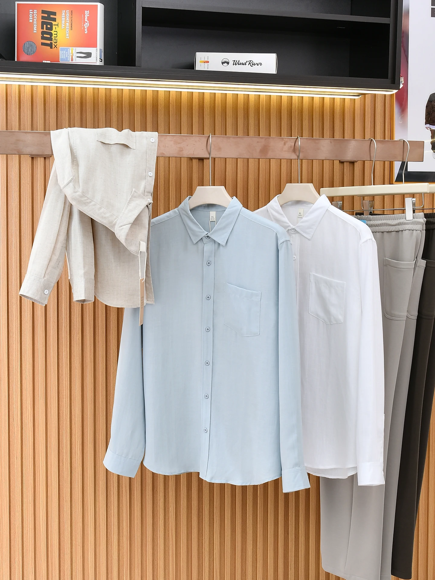 

Italian High-End Lenzing Linen Blend Men's Long Sleeve Shirt High-Drape Moisture-Wicking Breathable Spring Summer Casual Style