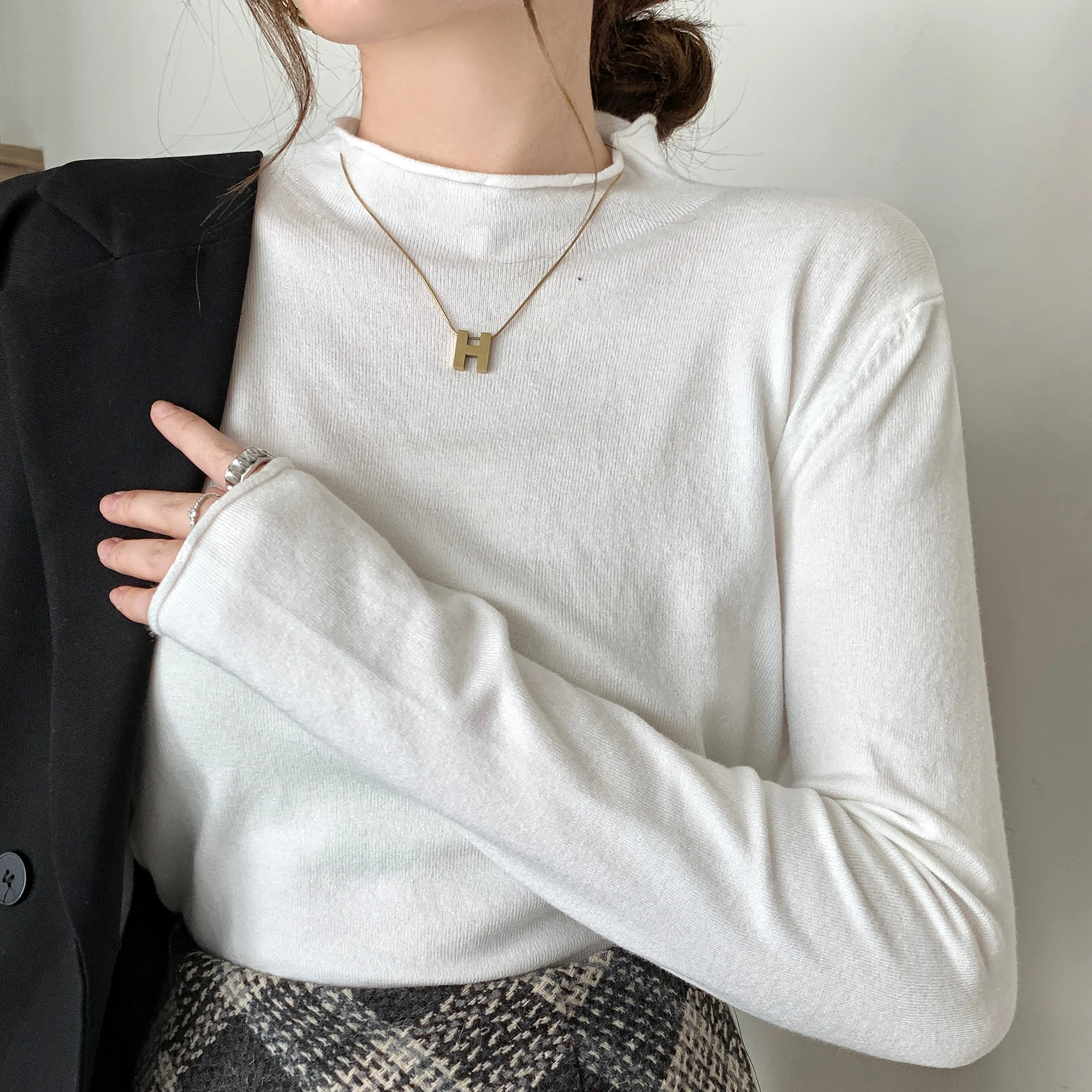 2026 женские футболки больших размеров, однотонная водолазка, универсальный простой базовый слой, весенняя новая модная повседневная футболка с длинным рукавом