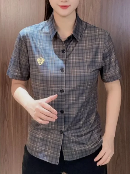 

High Quali Men's Slim Fit Faionable Plaid irt ort Sve Ne Summer Breathable Comfortable Versatile Trendy Top