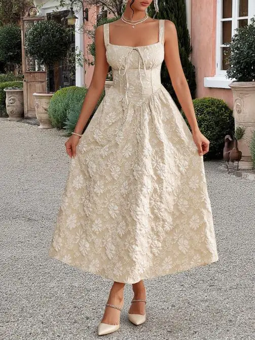 

Elegant French Dress Woman 2025 Embroidered Camisole Dress U-Neck Camisole Drawstring Dress Closure Tight Fitting A-Line Dress