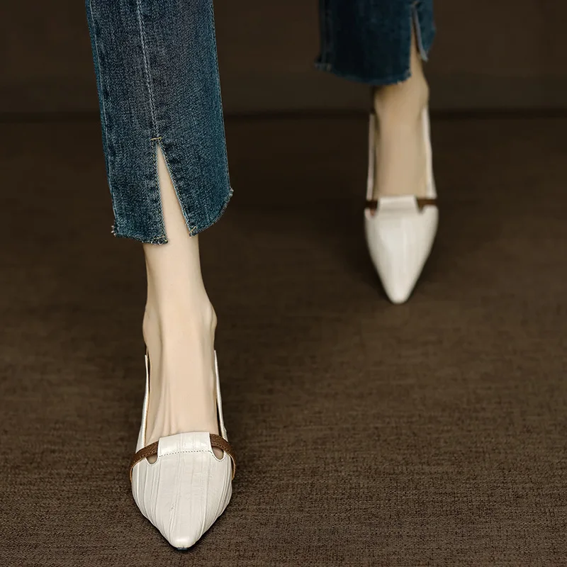 Scarpe singole con tacco basso da donna Scarpe da lavoro da ufficio classiche a punta autunnali con bocca bassa e slip-on retrò con tacco a forma di gatto