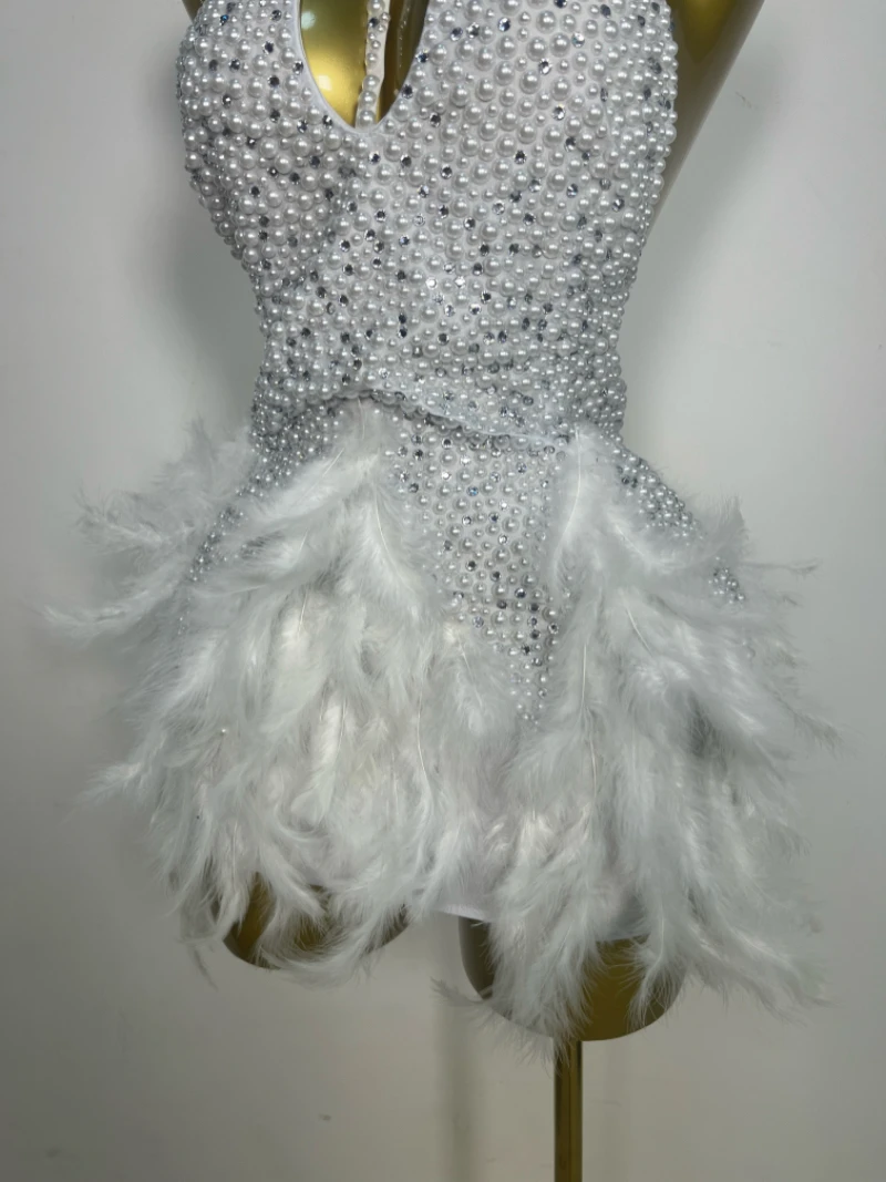 Nightclub Performance Leotard Luxury Party Celebrate Stage Wear Women Sexy Halter Beading Feather Tight Bodysuit