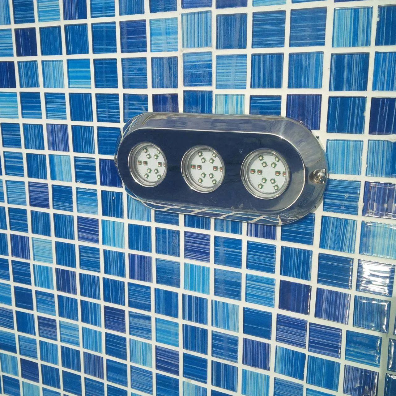 High Brightness RGBW Underwater Marine Lights for Boats Yacht Dock Pool Transom
