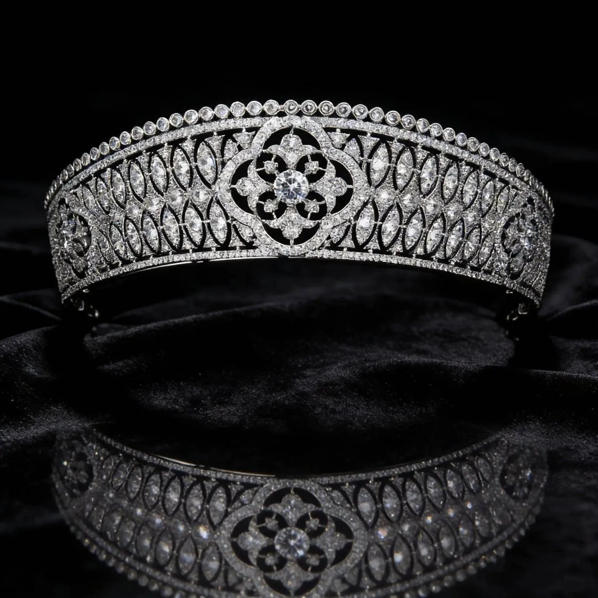 Russian Clover Lucky Royal Crown Hair Accessory Vintage Luxury Wedding Bride Zircon Hair Ornament Bridal Accessories
