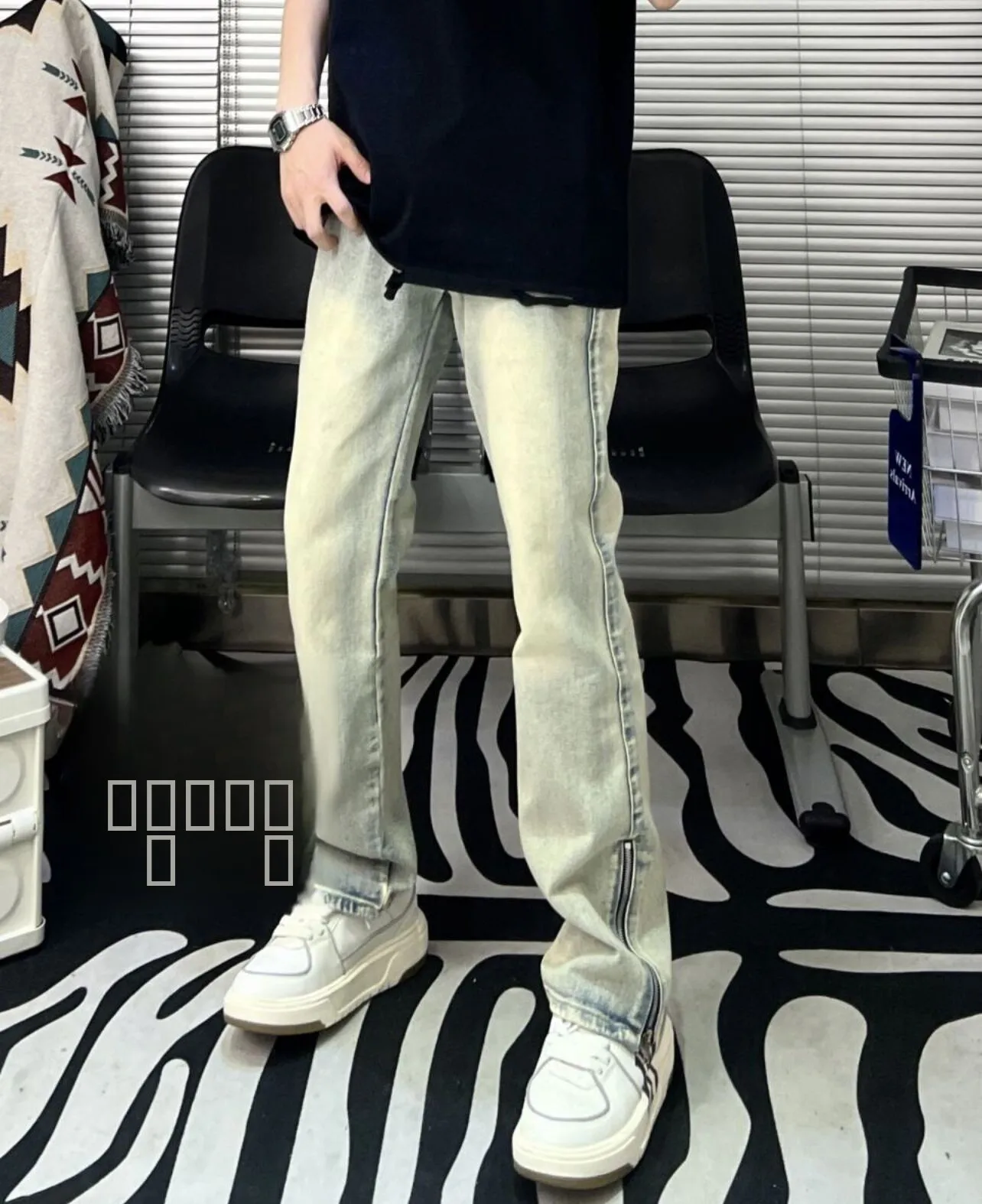 

Retro Washed American High Street Vibe Men's Zipper Slit Jeans Straight Leg Micro Flared Long Trousers Youth Casual Wear