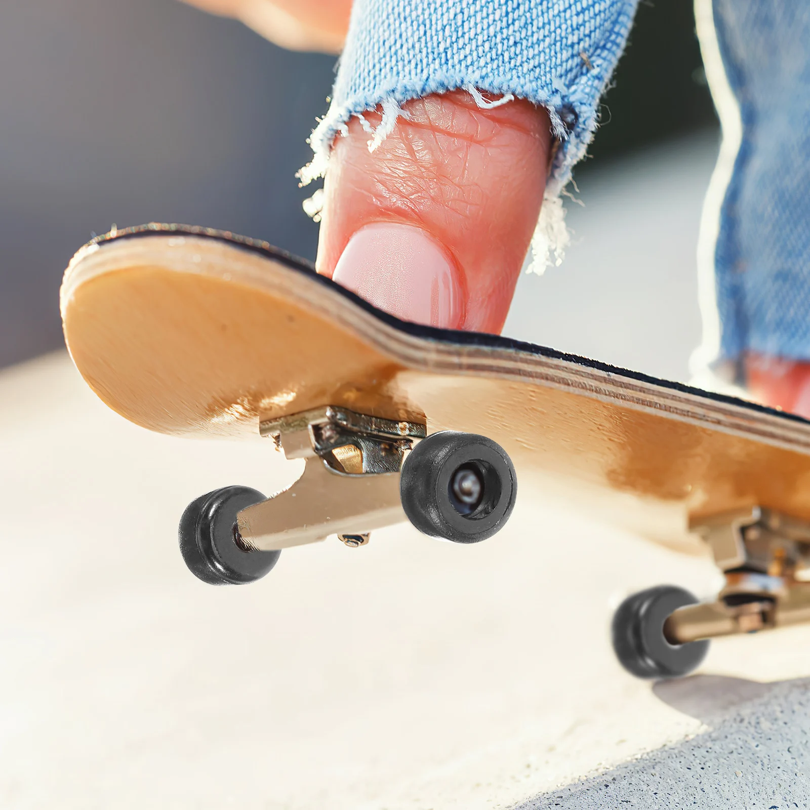 

4 Pcs Finger Skateboard Wheel Portable Toy Sports Model Compact Desktop High Fun Educational Train Flexibility