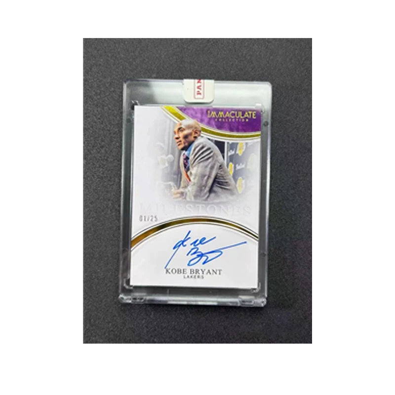 Kobe Bryant's high definition DIY The craftsmanship is tedious and the details are superb Precise hot stamping on the card