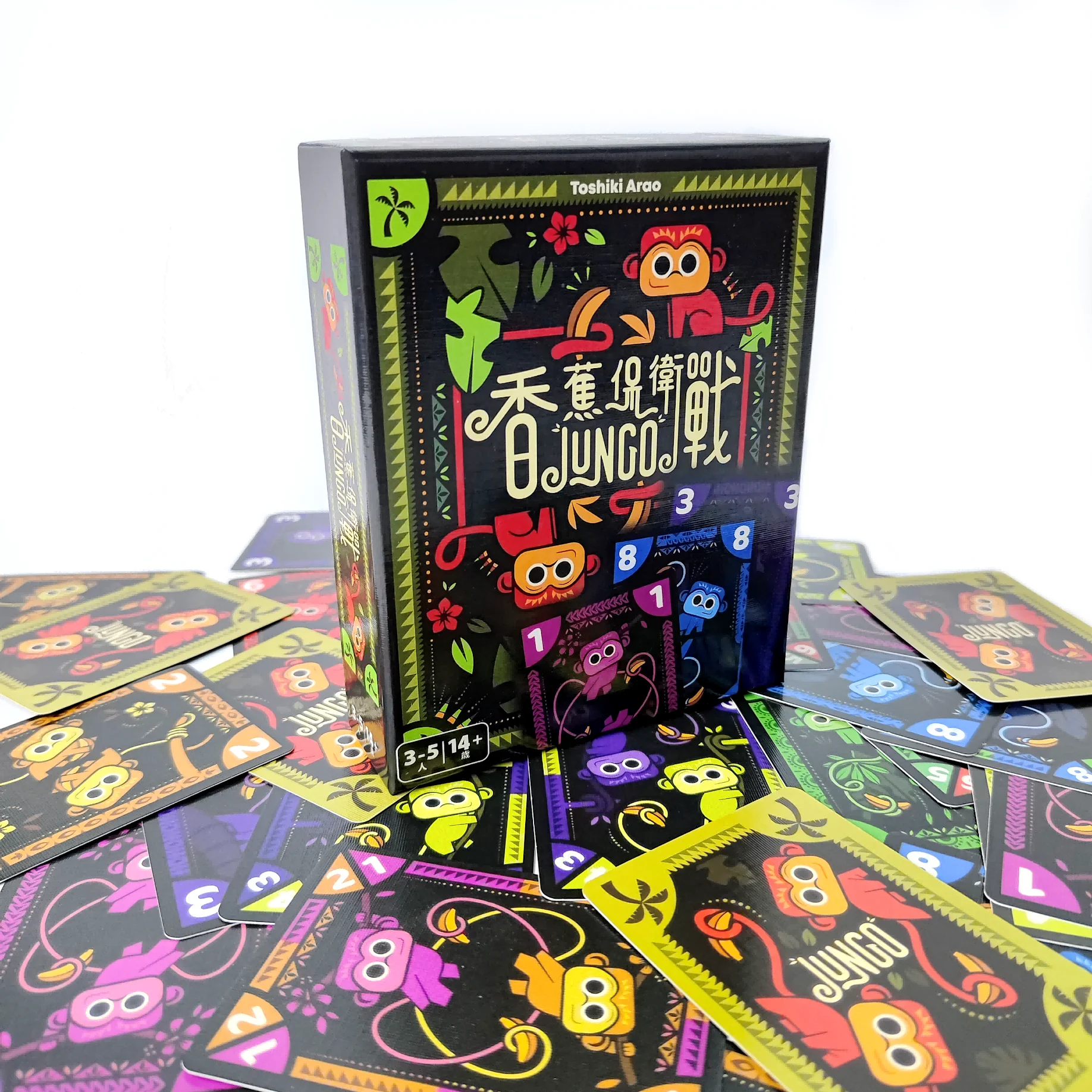 لعبة JUNGO The Ultimate Social Board. أطلق العنان للمتعة والاستراتيجية مع البطاقات المنقوشة. مثالية للحفلات والهدايا العائلية.