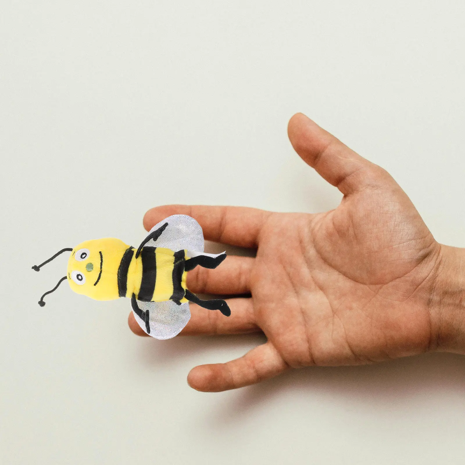 

Butterfly Bee Animal Hand Puppets for Early Childhood Education Classroom Use Storytelling Games Role Play Soft Cuddly Puppets