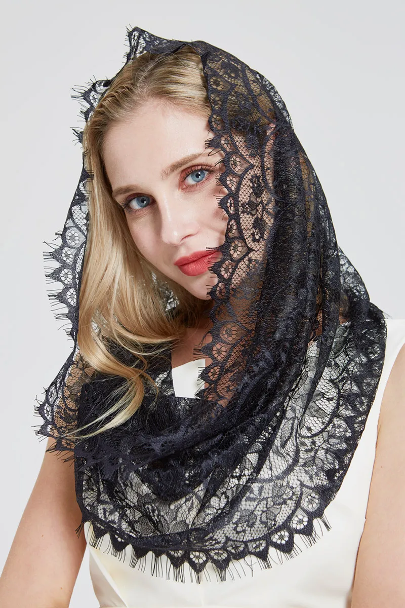 Europese en Amerikaanse stijl grensoverschrijdende nieuwe kanten holle rozensluier voor dames zwart-wit ademende sluier Koreaanse stijl tria