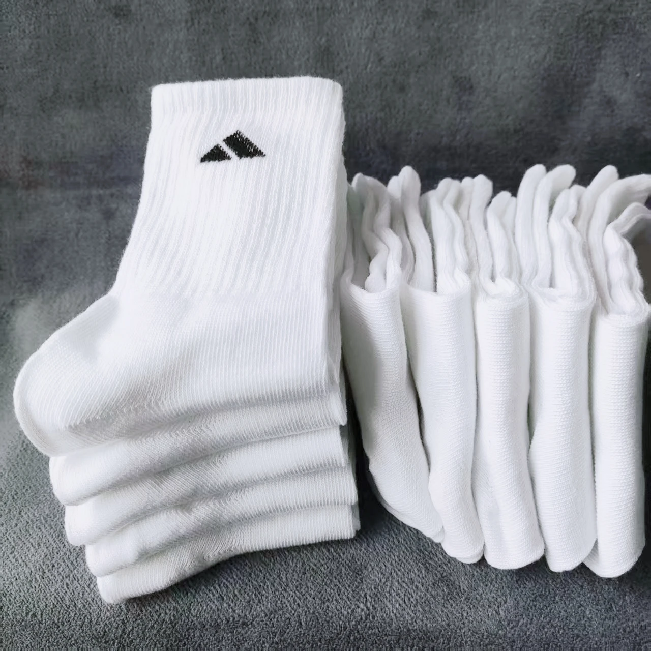 5/10Pair Men Women Solid Color Socks Simple Versatile Fashionable Sock Antibacterial Odor Resistant Breathable Comfortable Socks