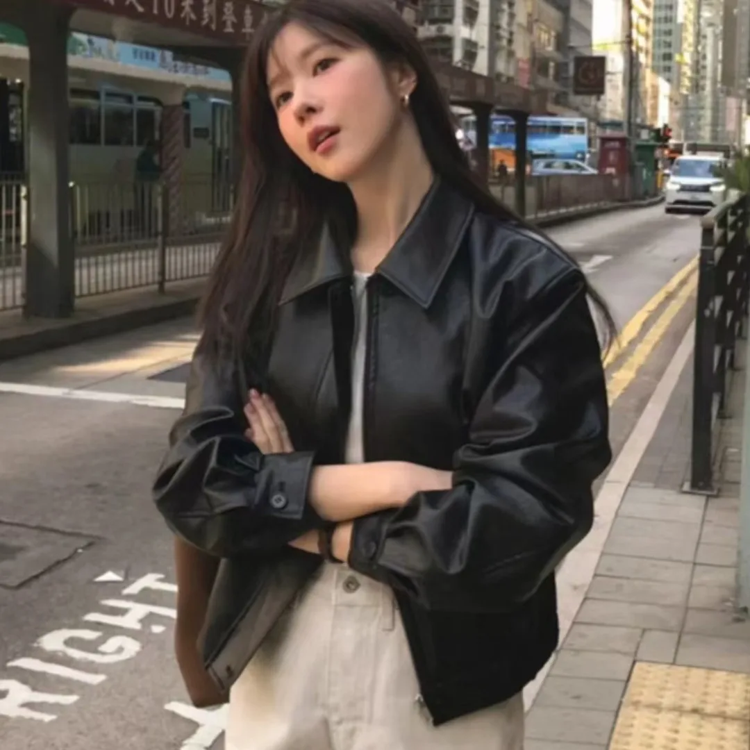 レディース バイカー ジャケット シック 多用途 シンプル レトロ スタイル ファッション ルーズ レザー コート 初秋 新着 長袖 トップス