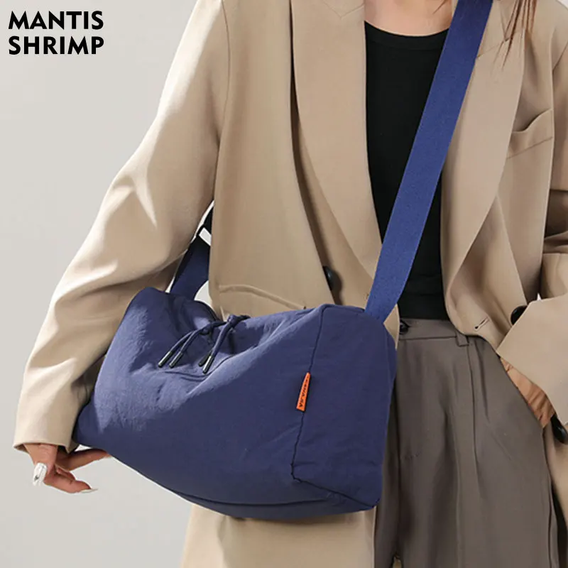 

Women Shoulder Bag for Winter New Designer Nylon Cotton Warm Crossbody Solid Color Purse & Handbag New Trend Simple Messenger