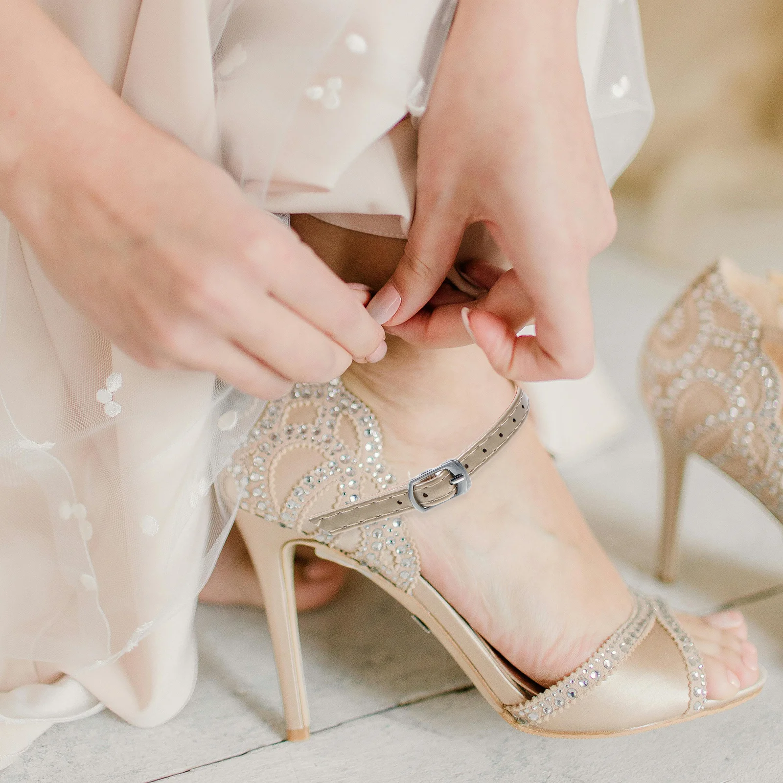 1 قطعة حزام حذاء قابل للتعديل انفصال للنساء استبدال كعب الفرقة تحديد مريحة الاستخدام اليومي عالية الكعب اكسسوارات صغيرة #2