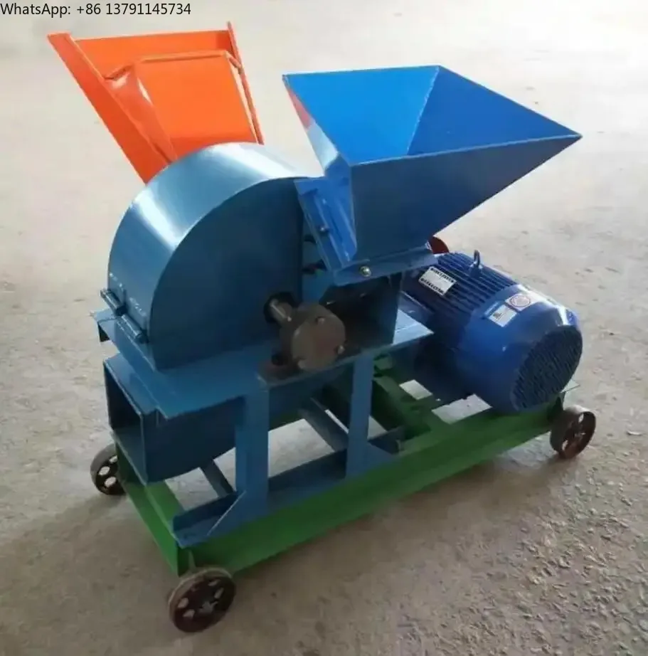 

800-1500 kg Tree Branch Sawdust Mushroom Wood Chip Wood Crusher Mobile Wood Shredding Branch Crusher