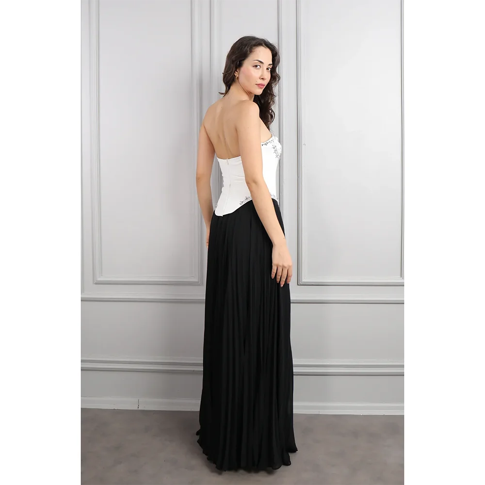 Op maat gemaakte strapless lange avondjurken Elegante formele gelegenheid galajurken Kraalkristal 2025, vloerlengte galajurken