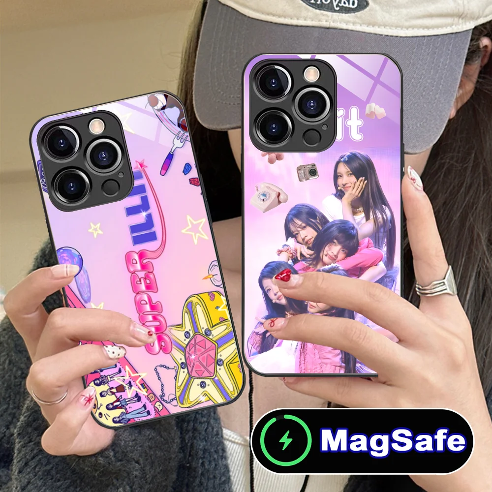 KPOP ILLITเคสโทรศัพท์สําหรับiPhone 16 15 14 13 12 11 Pro Max Plus Mini MagSafeไร้สายชาร์จฝาครอบกระจกสมาร์ทโฟน