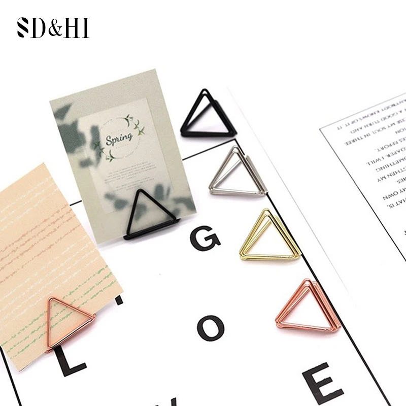 

10Pcs Triangle Metal Place Card Holders Wedding Table Numbers Holder Photo Clips Stand Picture Display Stands Desktop Decoration