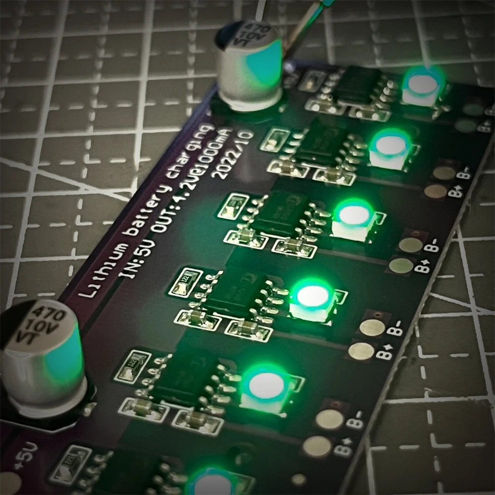 18650 Charging Module 4056 5V 1A Lithium Battery Charger Board 6 Independent Charge Discharge Integrated Module PCB Board