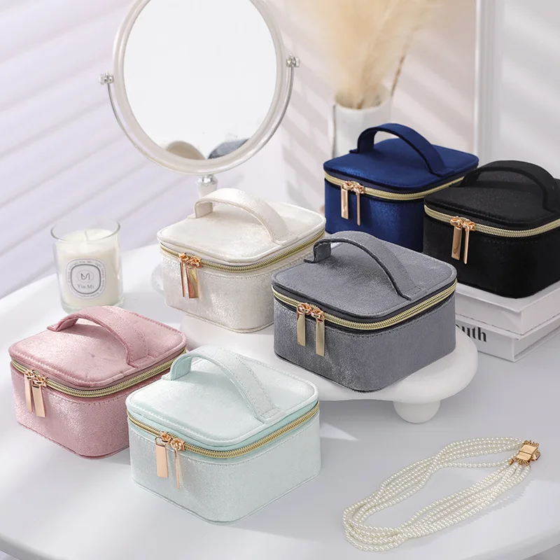 

Multi colored hand-held jewelry necklace set storage bag earring ring bracelet earring jewelry box