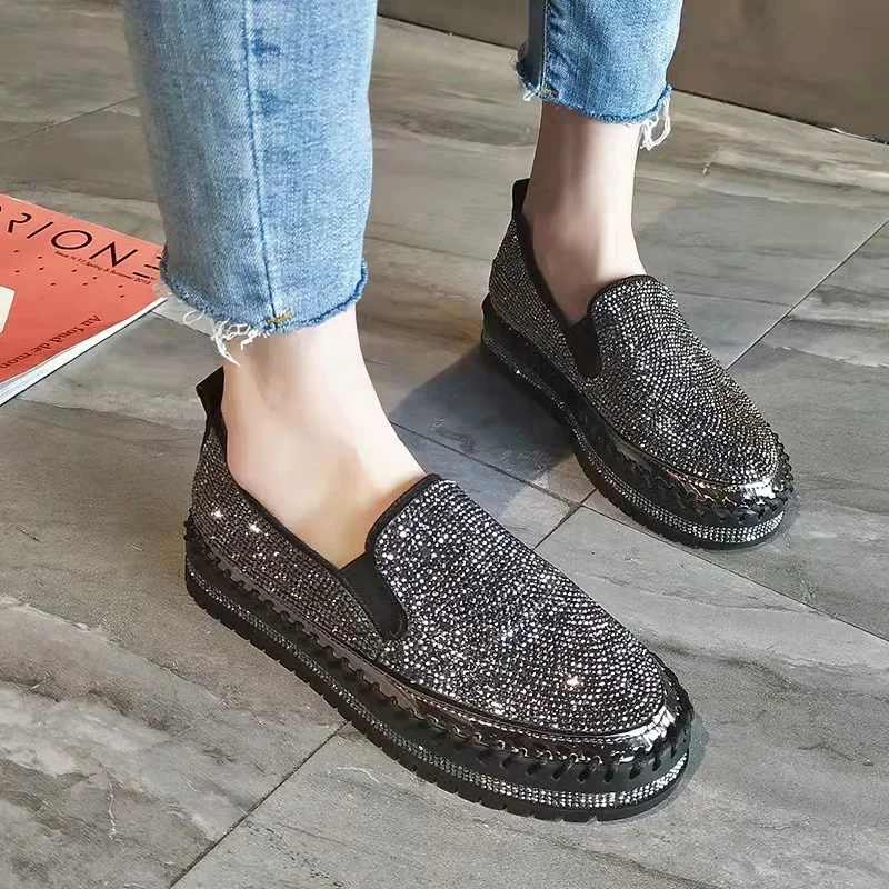 Women New Flats Crystal Ladies Glitter Bling Loafers Flat Platform Fashion Women Casual Moccasins Female Shoes Zapatos De Mujer