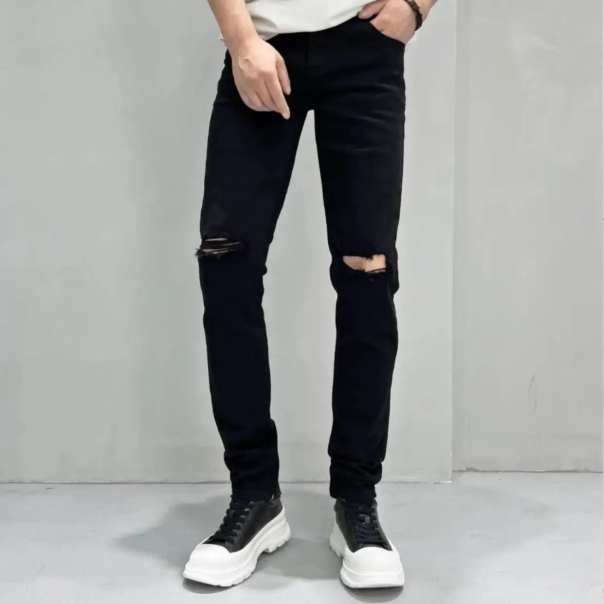

Высококачественные черные джинсы, мужские джинсы с вырезами, новинка лета 2025, эластичные облегающие черные модные повседневные роскошные мужские брюки-карго, мужские брюки