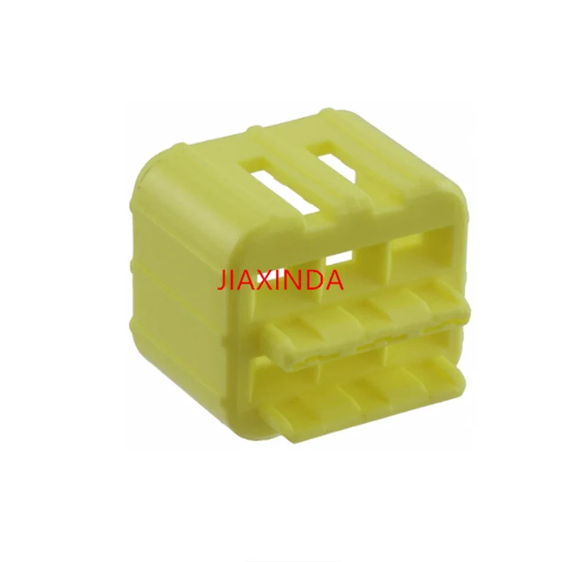 174265-7 Plastic shell connector sleeve plug