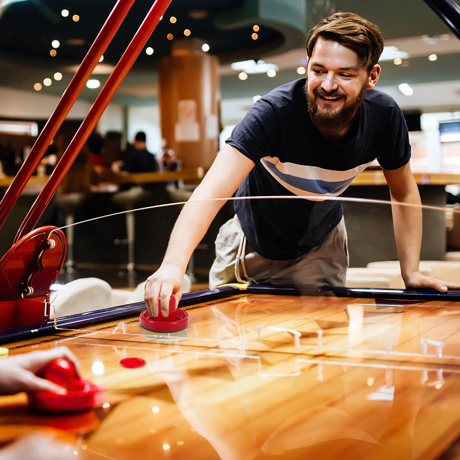 

Набор из 8 шайб-толкателей для аэрохоккея, 76 мм, сменные, для большинства стандартных столов, красные, высокоплотные, с войлочным основанием, быстрые