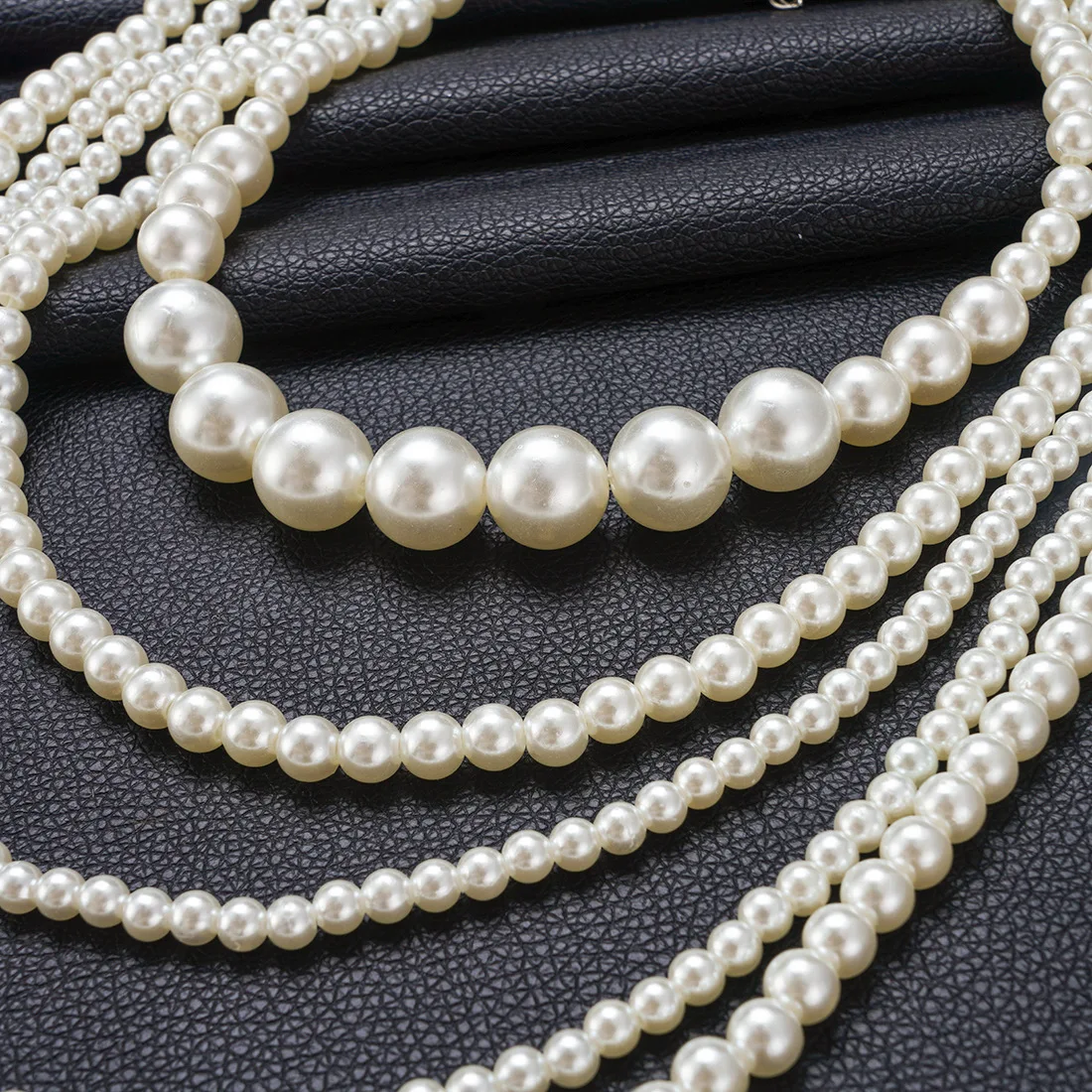 Multilayered Imitation Pearl Necklace for Woman Luxury Jewelry High Quality Fashion Woman Necklaces