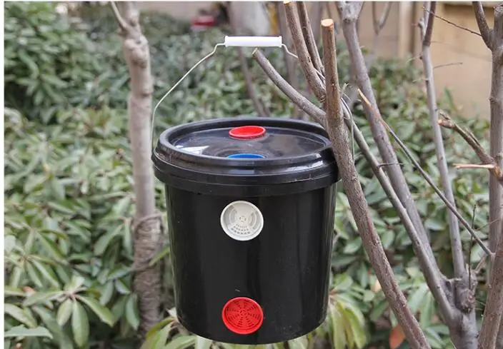 Black full set of drum PP plastic Bee box Bee trap bucket Special beekeeping Beehive NO.TXF-1040
