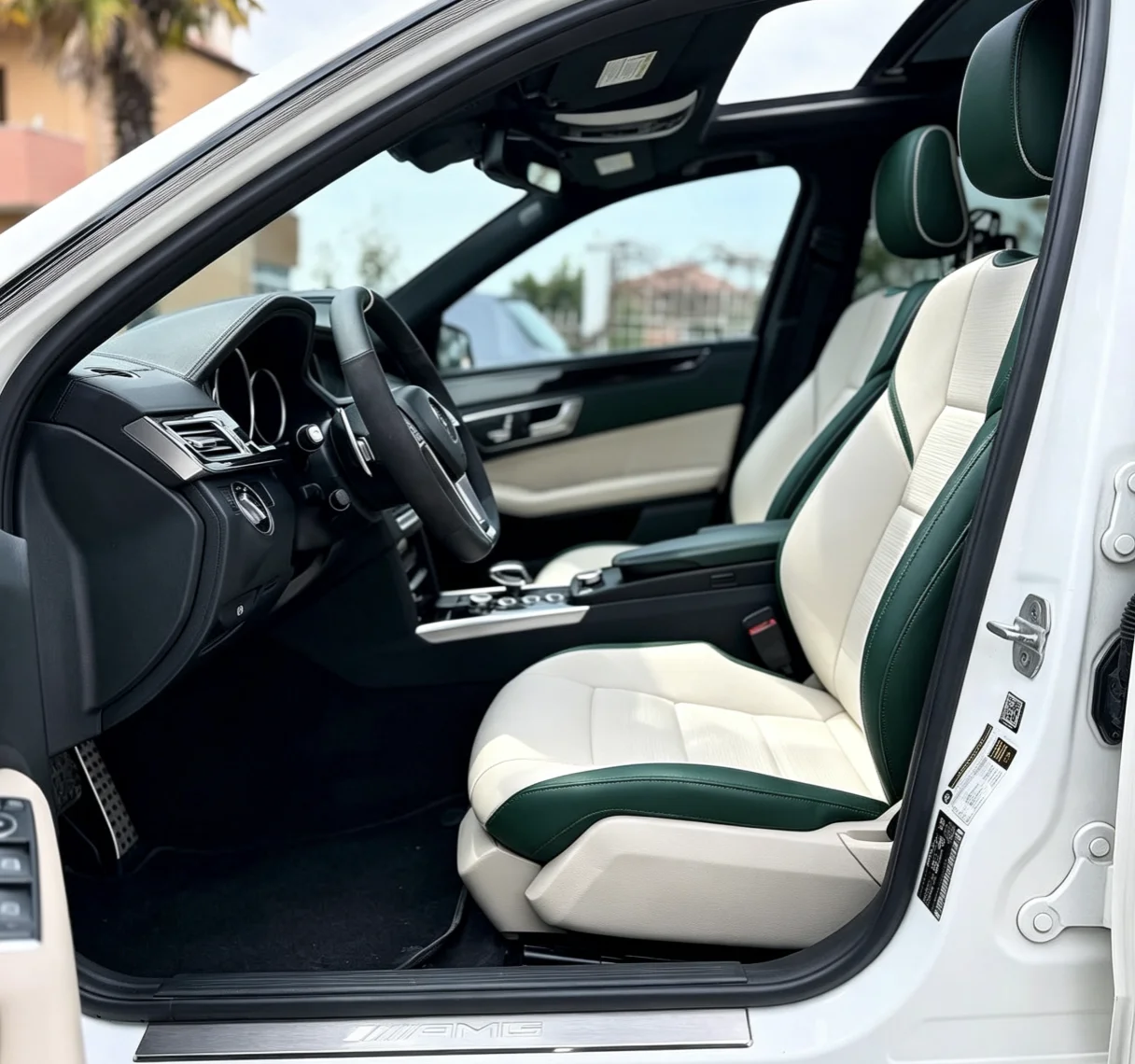 Für W212 2009~2010 Maßgefertigte Autositzbezüge Luxuriöses Nappaleder 100% Passgenau Innenraumzubehör 360 ° Vollständige Abdeckung – Detail 3