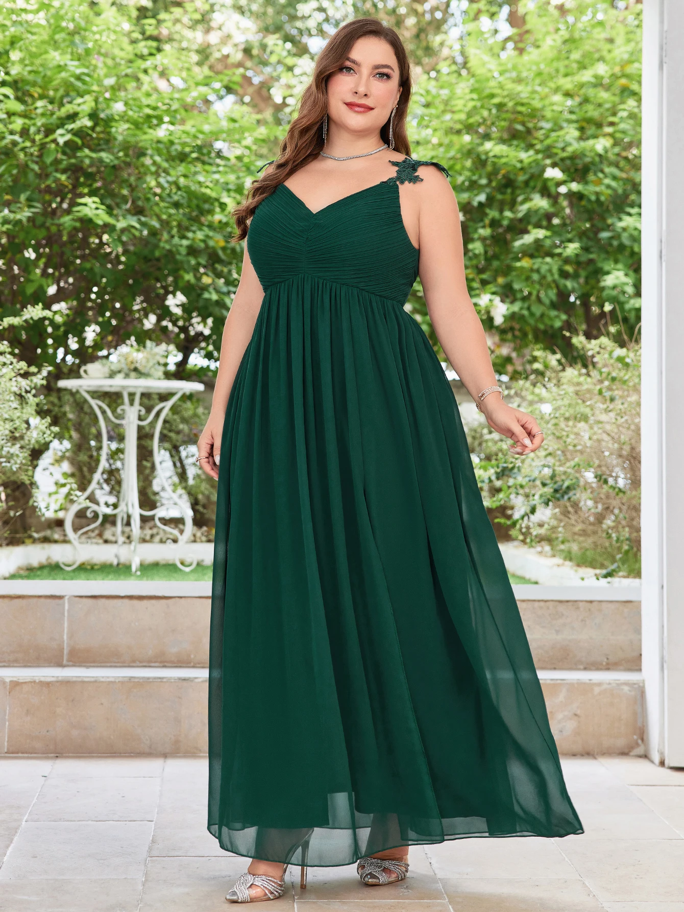 

Unithorse Plus Size Women's V-Neck Waisted Draped Slit Chiffon Bridesmaid Party Dress