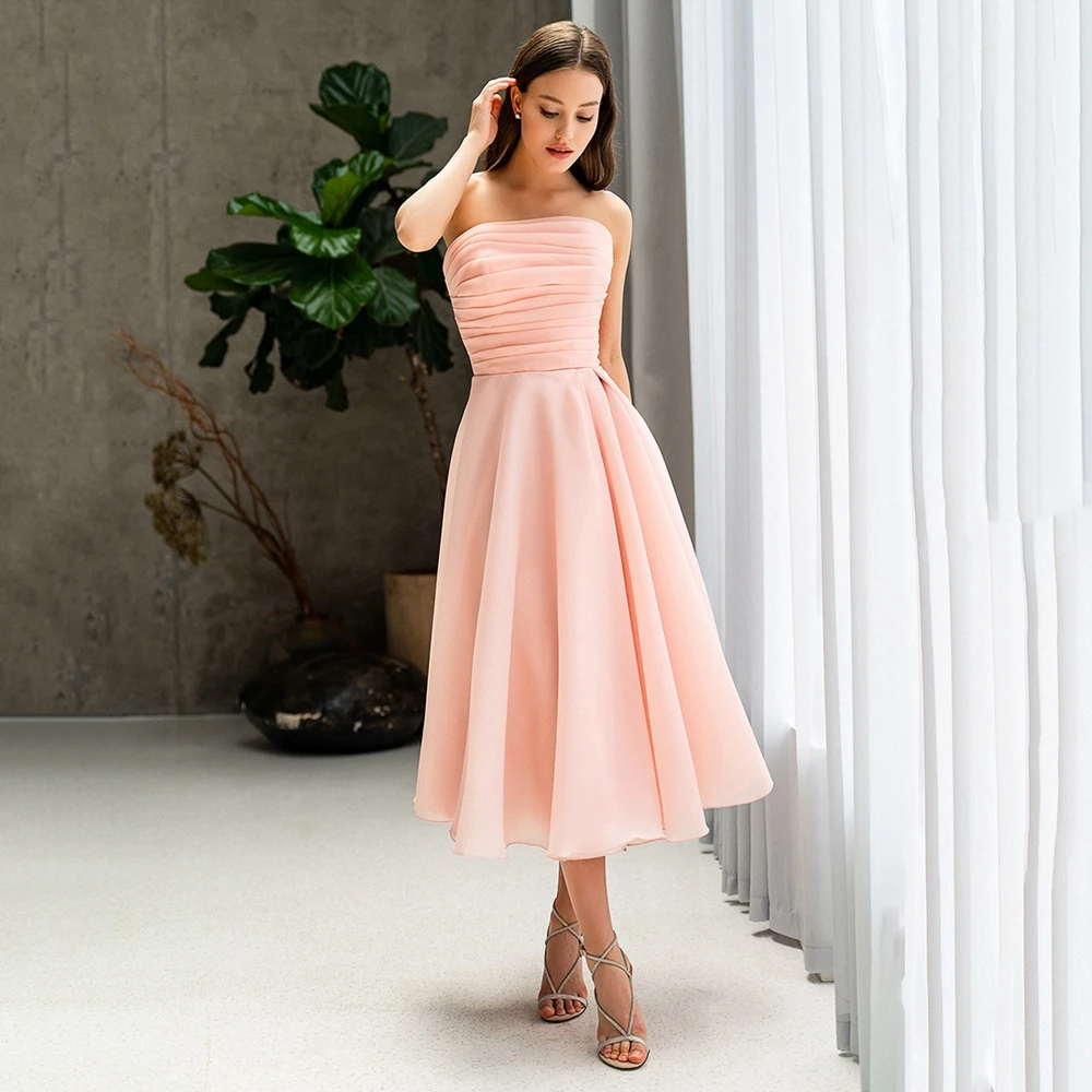 

Simple Strapless A-line Short Cocktail Dresses A-line Tea Length Prom Gown Front Slit Pleated Organza Wedding Party Dress