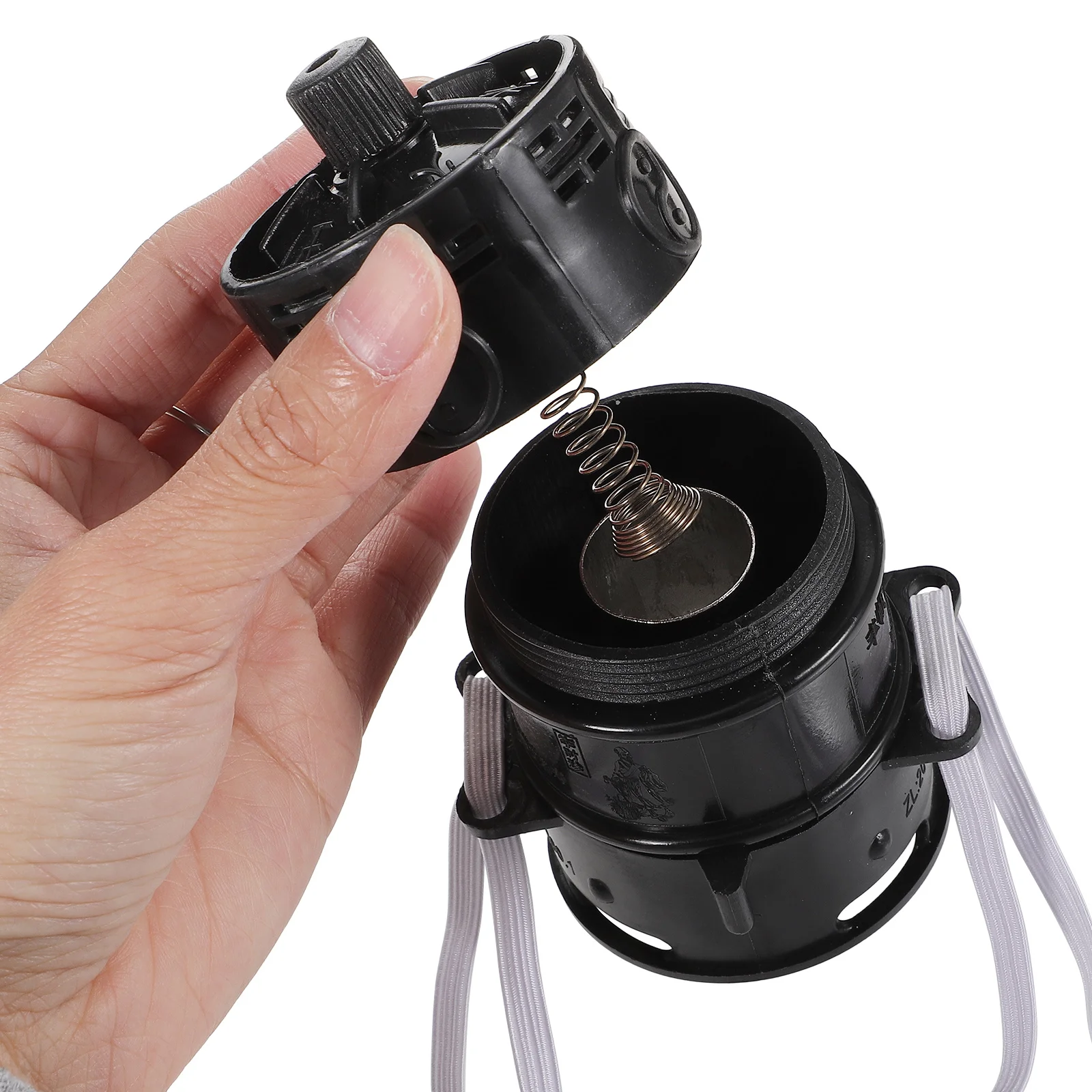 

Small Heat Resistant Portable Metal Moxibustion Pot Moxa Burner Box for Scraping Massage Home Body Care Tool Moxibustion Tin