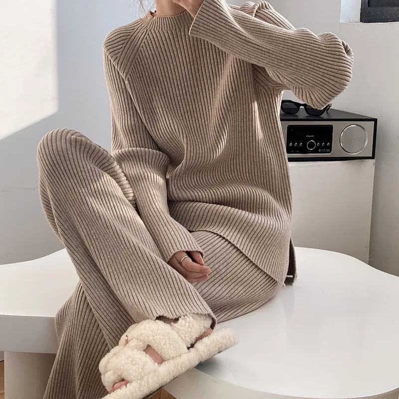 Knitted Suit Women\'s Trendy Design Sense Split Sweater Wide Leg Pants Autumn Winter Loose Casual High Street Two Piece Set