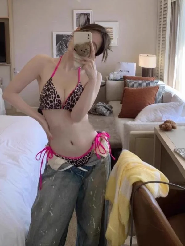 

Sexy Leopard Print Color Blo Bikini Women's 2024 Summer New Hot Girl Island Beach Vaion Separate Swimsuit Nylon Spandex