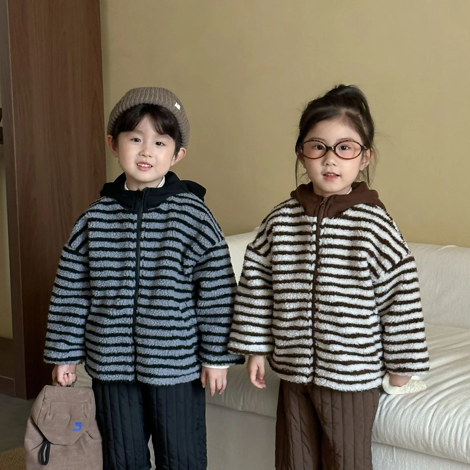 

Winter Kids Baby Girls Parkas New Lamb Woolen Zipper Toddler Little Girls Outerwear Ins Hooded Stripes Children Girls Overcoat