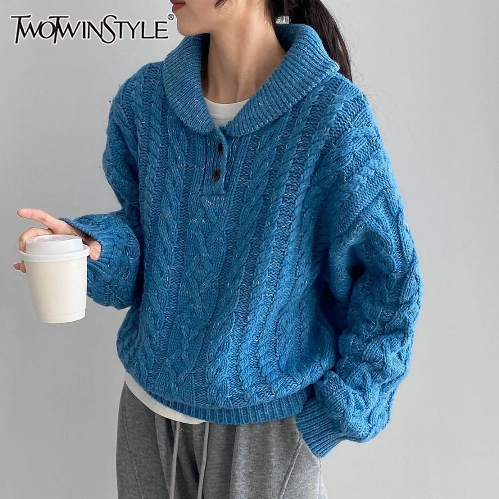 

TWOTWINSTYLE однотонный корейский свитер со складками, женский свободный повседневный винтажный женский свитер с лацканами и длинными рукавами, модный новый стиль