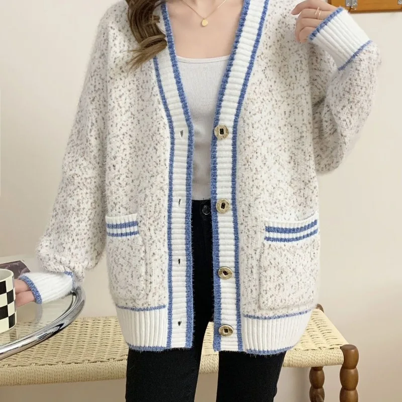 Women\'s V-neck Cardigan Button Striped Pocket Knitted Sweater Autumn and Winter Korean Loose Sweater Long Sleeved Fashion Coat