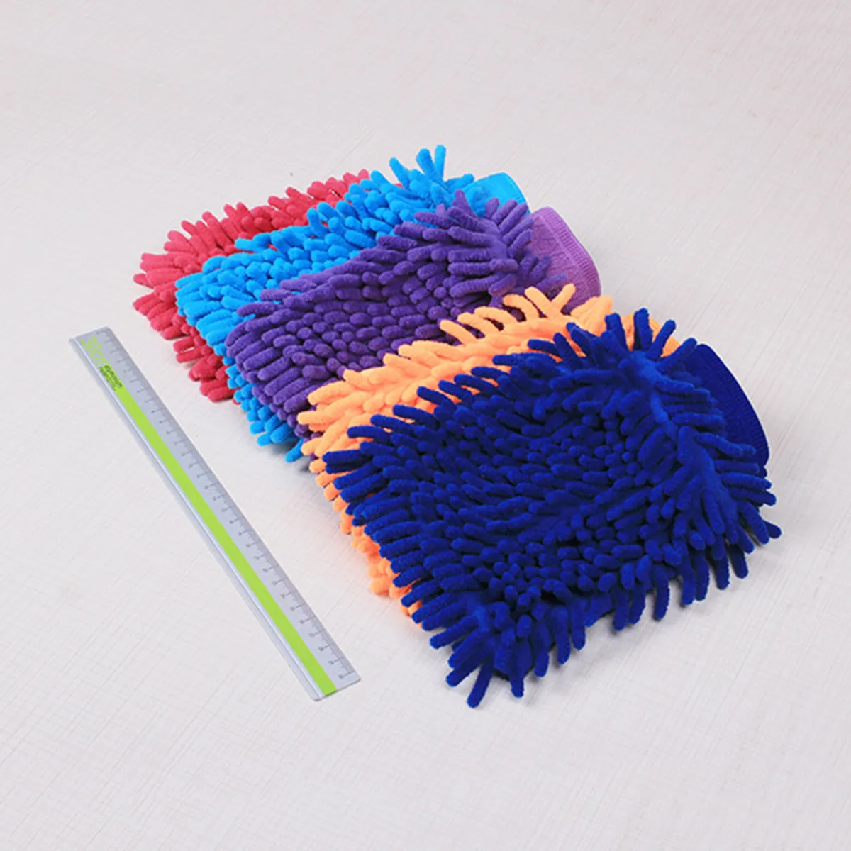 Chenille Car Wash Mitt Microfiber 21x15x1cm Soft Non-Scratch Wash Glove for Auto Body Windows Interiors Furniture Floors