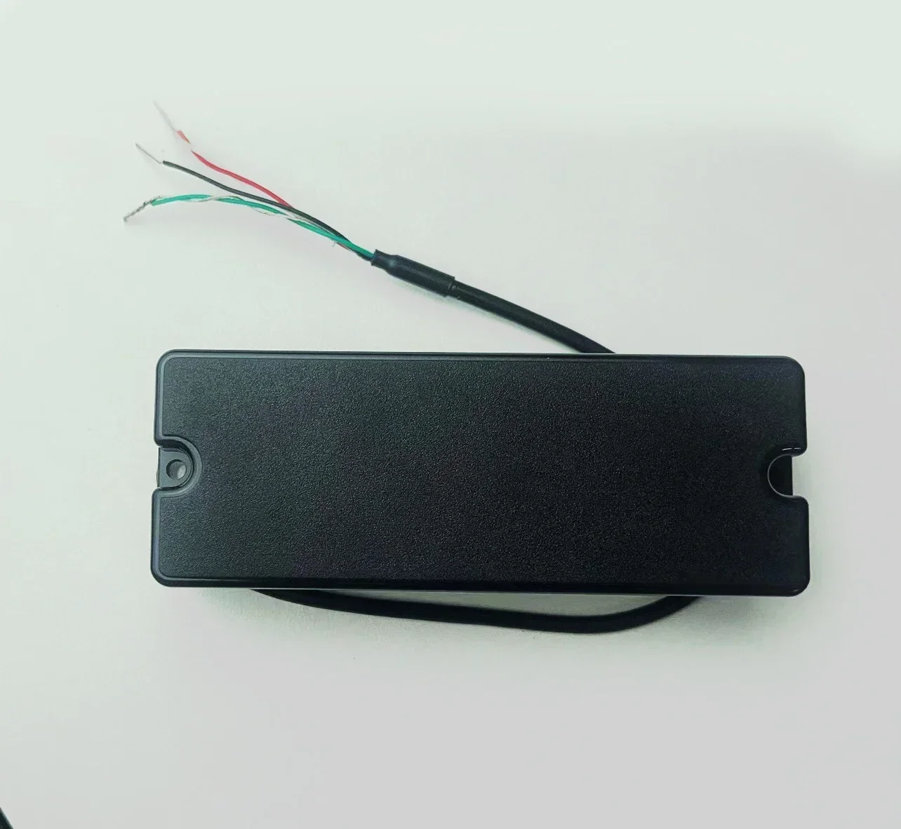 Yue Yun Music Store--Discount Hot Sale--5 String Sealed Soapbar Bass Guitar Pickup Humbucker 2 Hole Ceramic Magnet
