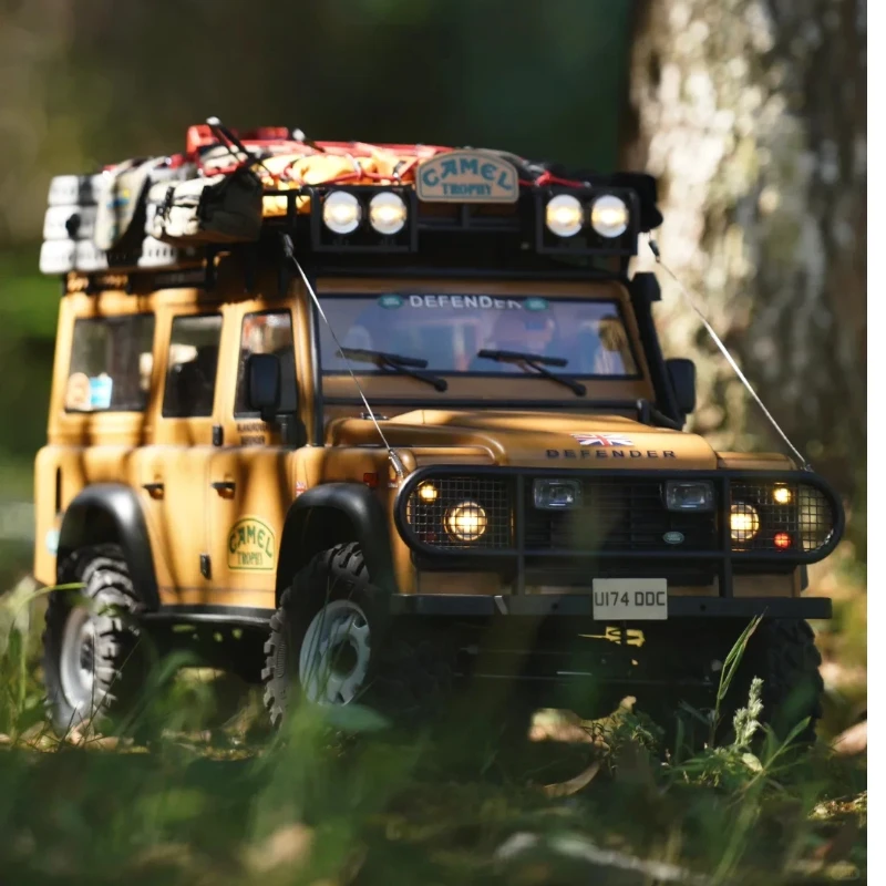 

FMS FCX10 1/10 Camel Cup Land Rover Simulation RC Climbing Car Classic Collection Gift Boy Toy