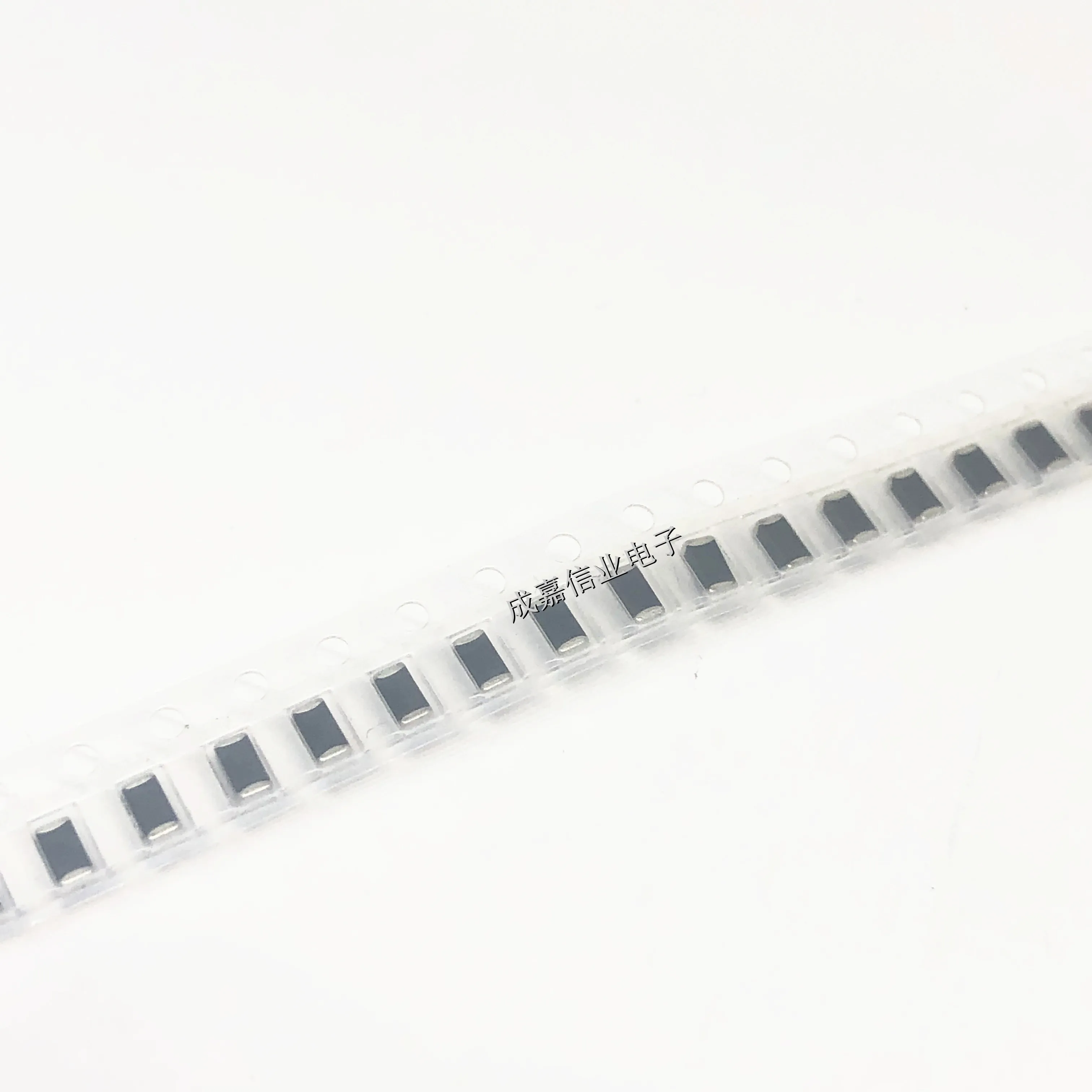 10pcs/Lot LQM31PN1R0M00L 1206 (3216 metric) Power Inductors - SMD 1UH 20% 1.2A 150mOhms Operating Temperature:- 55C-+ 125 C