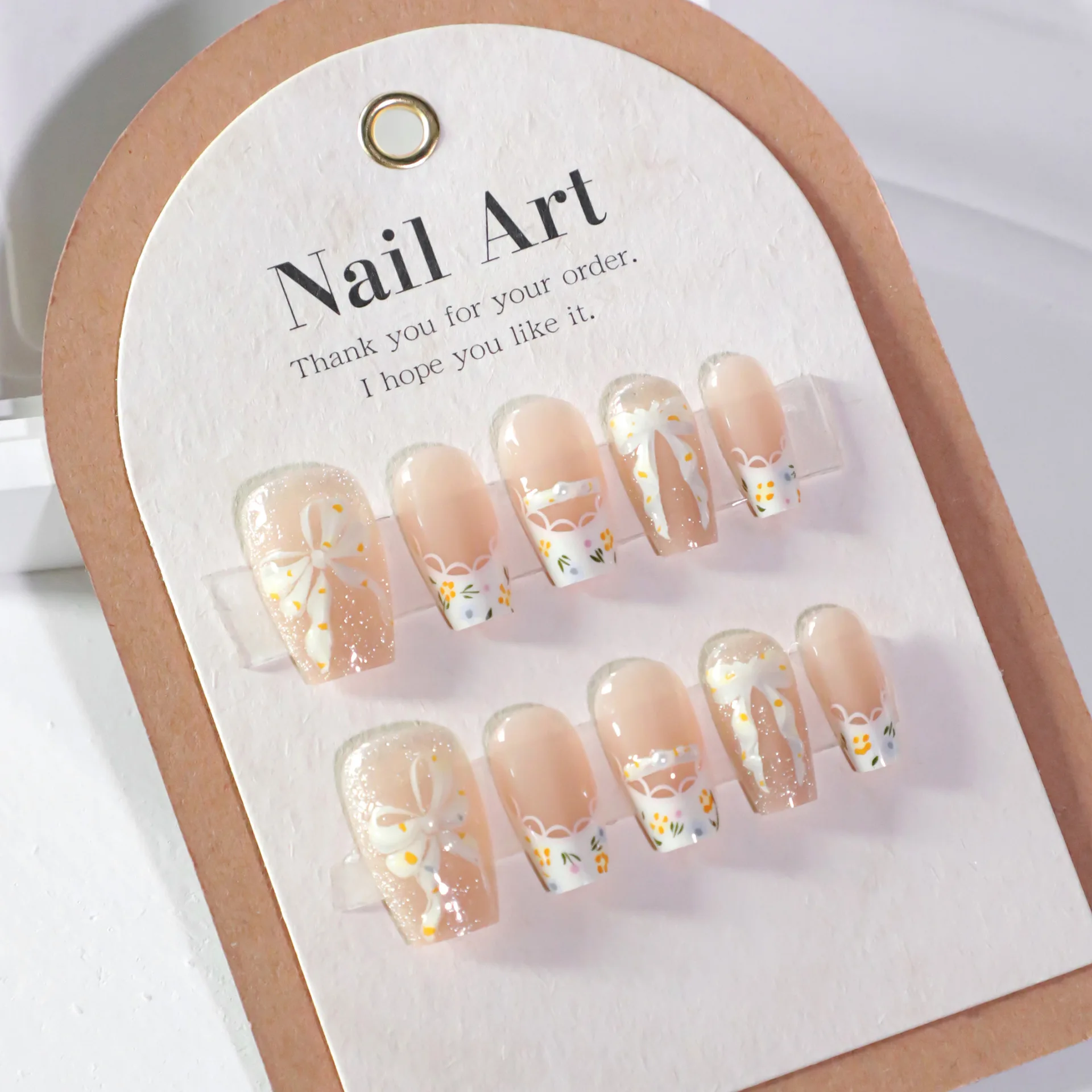 24pcs Little Fresh Bowknots Press On Nails Short Ladder White Edge Lace French Style False Nails Ballet Cat's Eye Fake Nail Tips