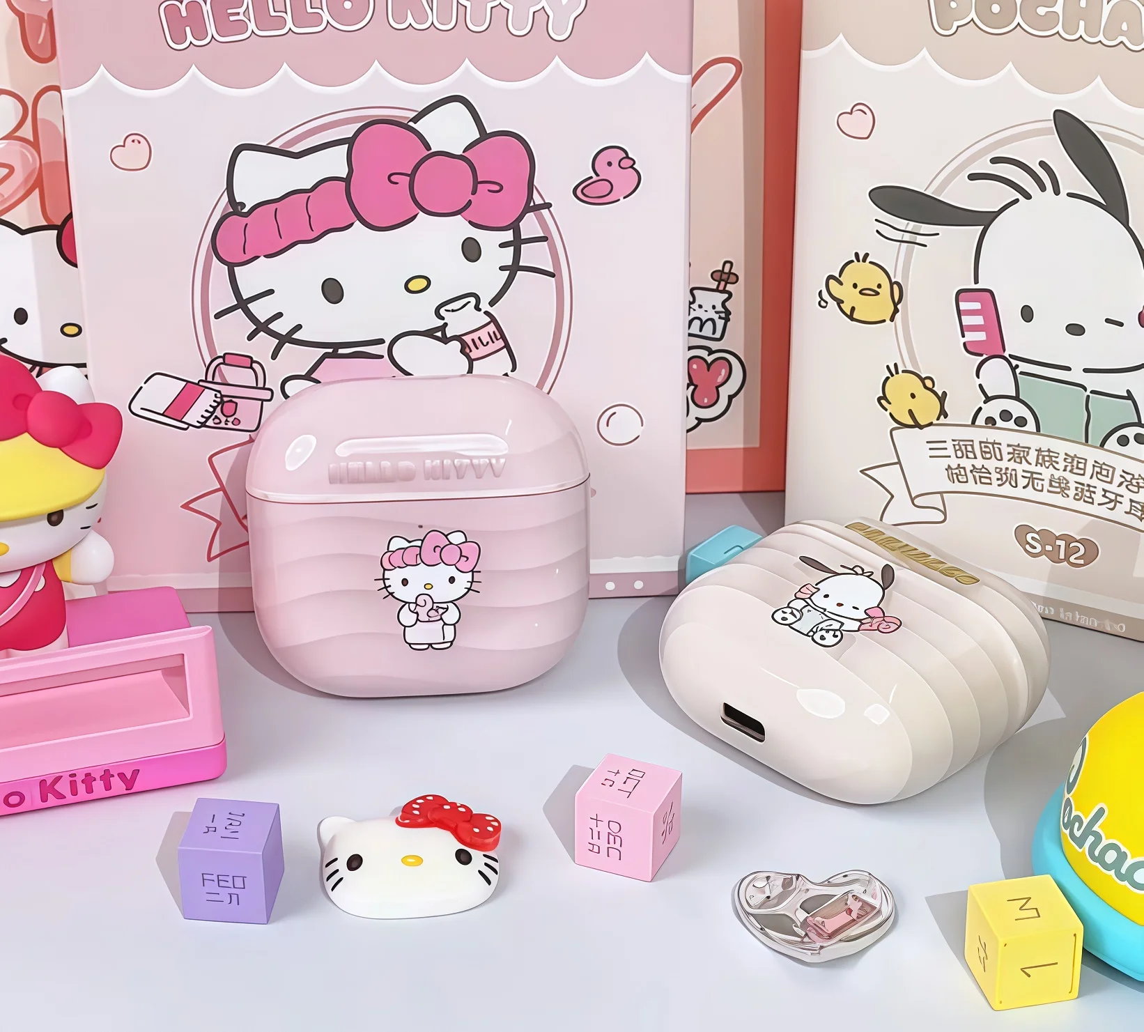

Hello Kitty & Pompompurin Couple Bluetooth Earbuds - Wireless Noise Cancelling Semi-In Ear Gaming Headphones