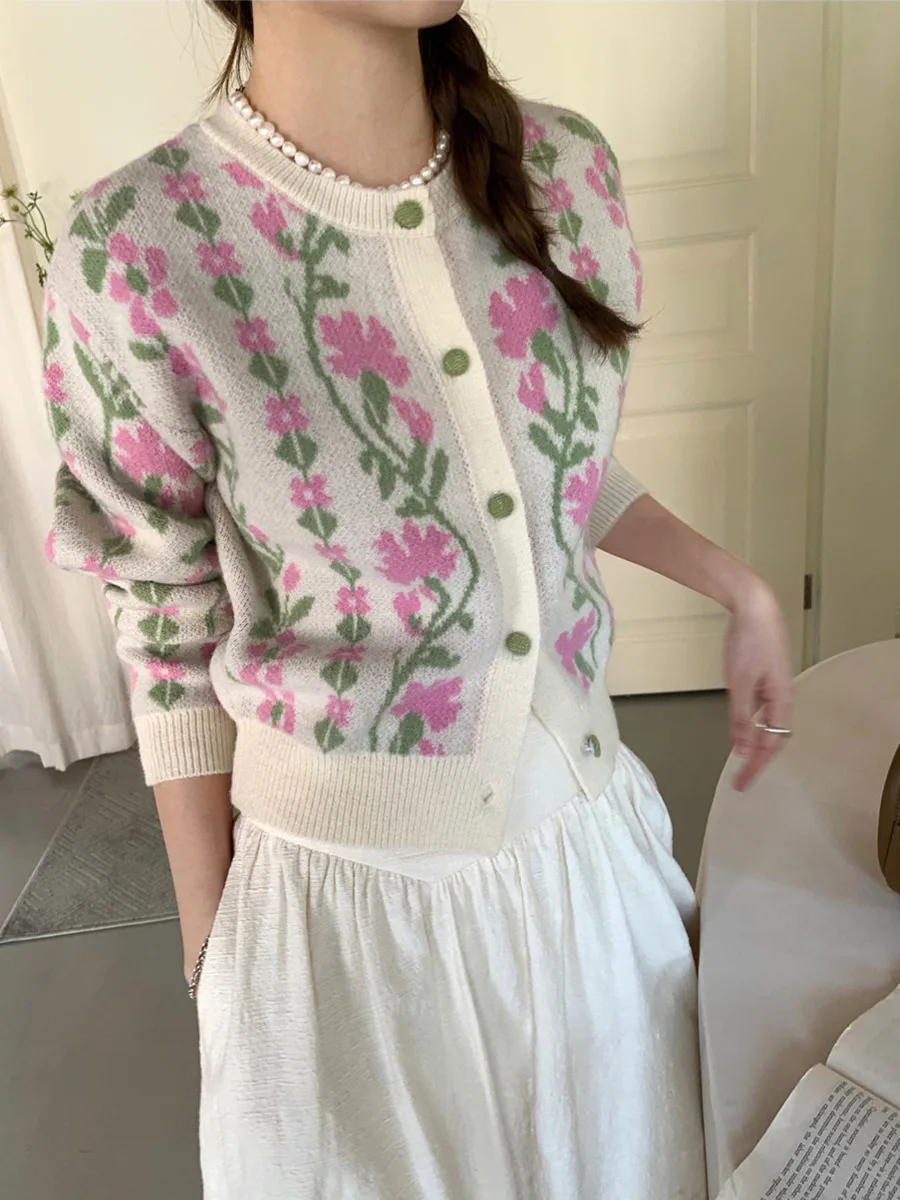 New Autumn Casual O-neck Long Sleeve Sweater Korean Fashion Sweet Floral Jacquard Knitted Cardigan For Women Knitwear Jumper